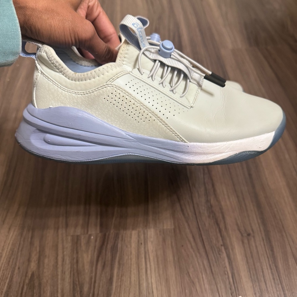 Clove Gray Matter Nursing Sneakers - Picture 6 of 12